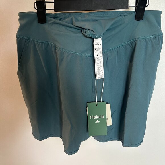 HALARA Breezeful Casual Shorts - Picture 3 of 5